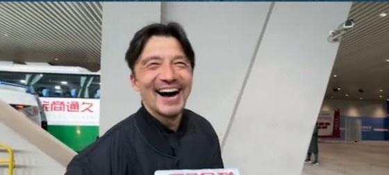 帶孩子和帶球隊哪個更累？謝暉笑言：都累，但帶孩子更累