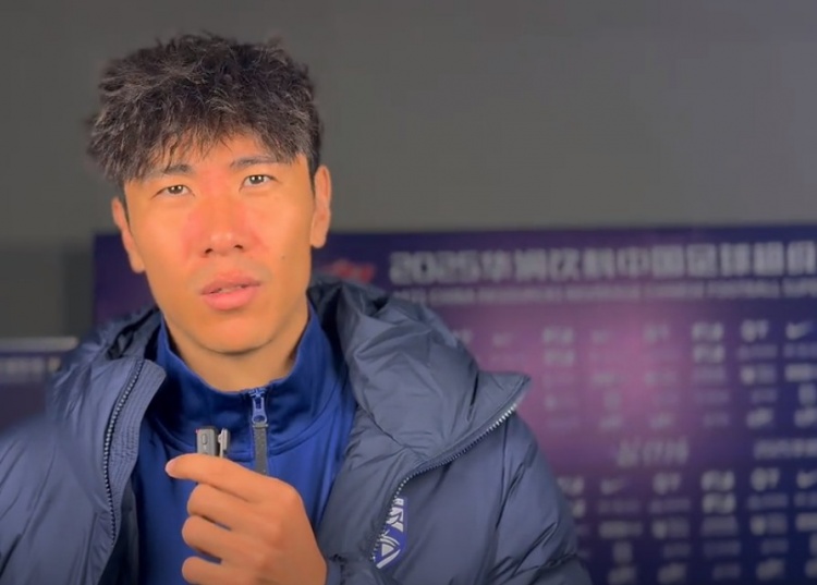 劉奕鳴：今年新援很多還需要磨合期，保持狀態(tài)相信下一場能拿下