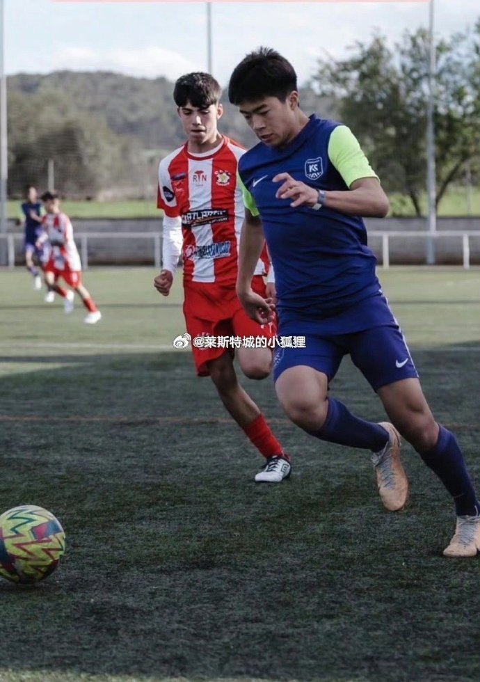 效力巴達(dá)洛納U16的中國球員汪修昊，入選西班牙加泰羅尼亞大區(qū)隊(duì)