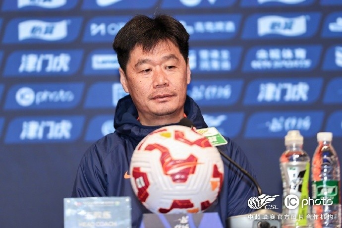 李霄鵬：希望明天比賽能打出一些新的東西，取得一個(gè)好的結(jié)果