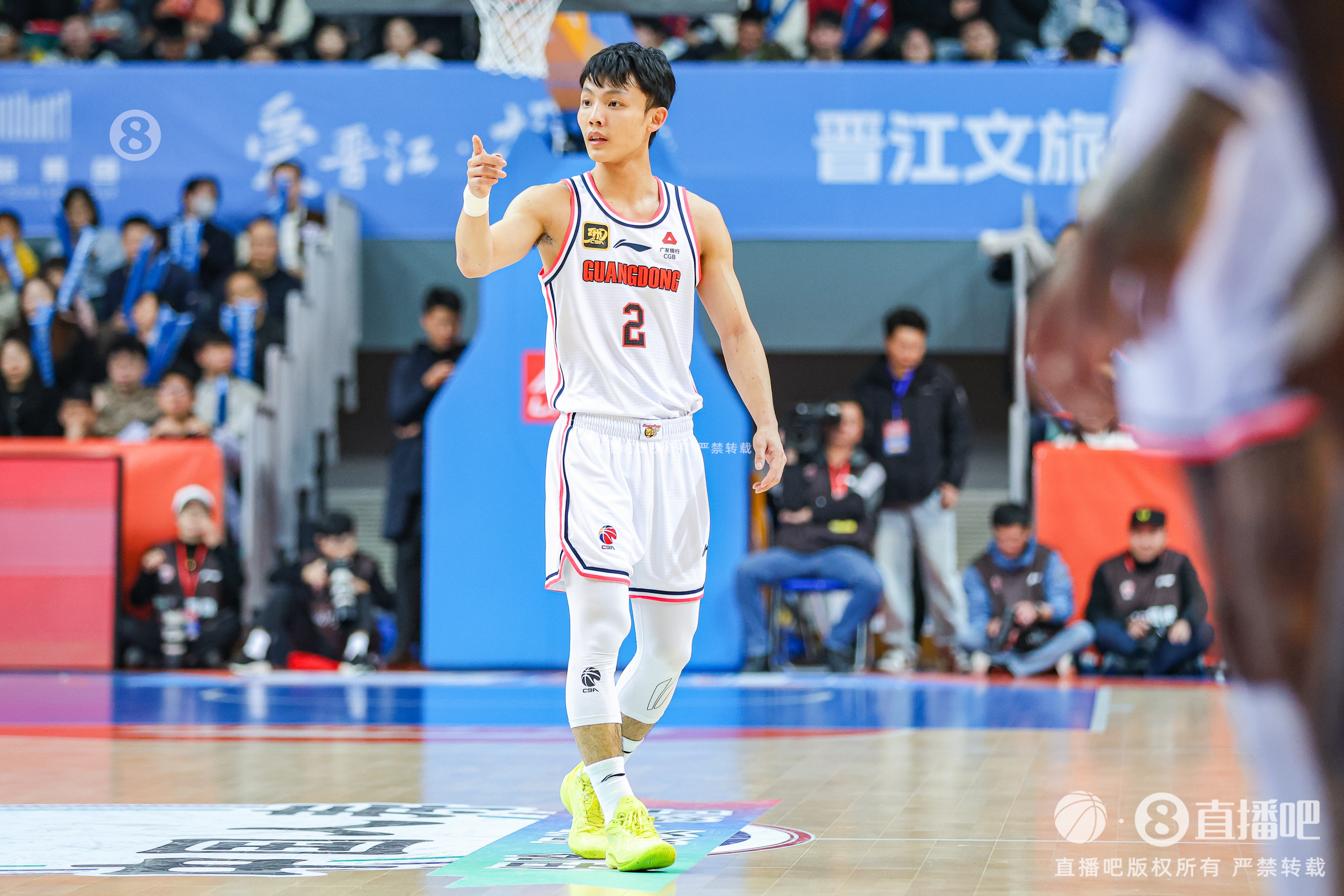徐杰：身高不是打籃球的唯一標準 努力、勤奮、自律也是天賦